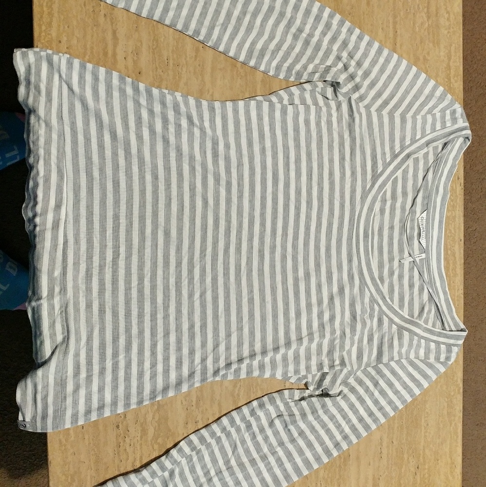 Xl Guess 3/4 sleeve shirt